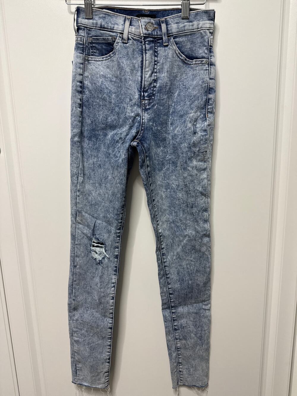Express skinny high-rise hyper 00R acid wash distressed 90s Y2K jeans waist 24"